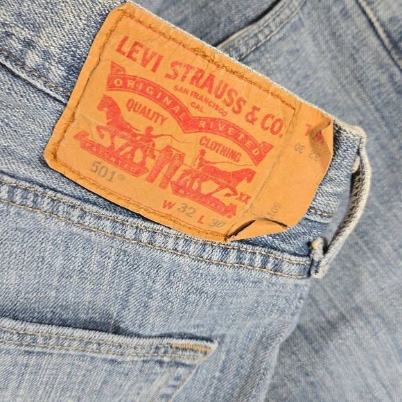 Levis 501 Jeans 32x30 Fly Button Straight Fit - Picture 3 of 11